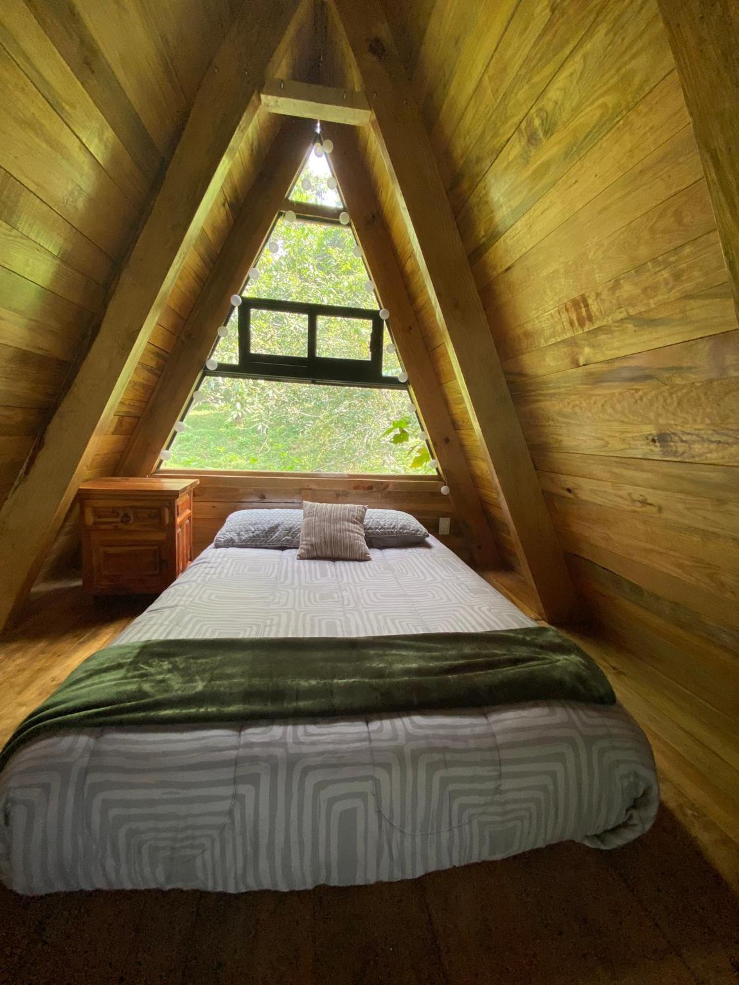 Cabanas Alpina, Romantica Y Acogedora A 10 Minutos Del Centro Tepoztlán Eksteriør billede