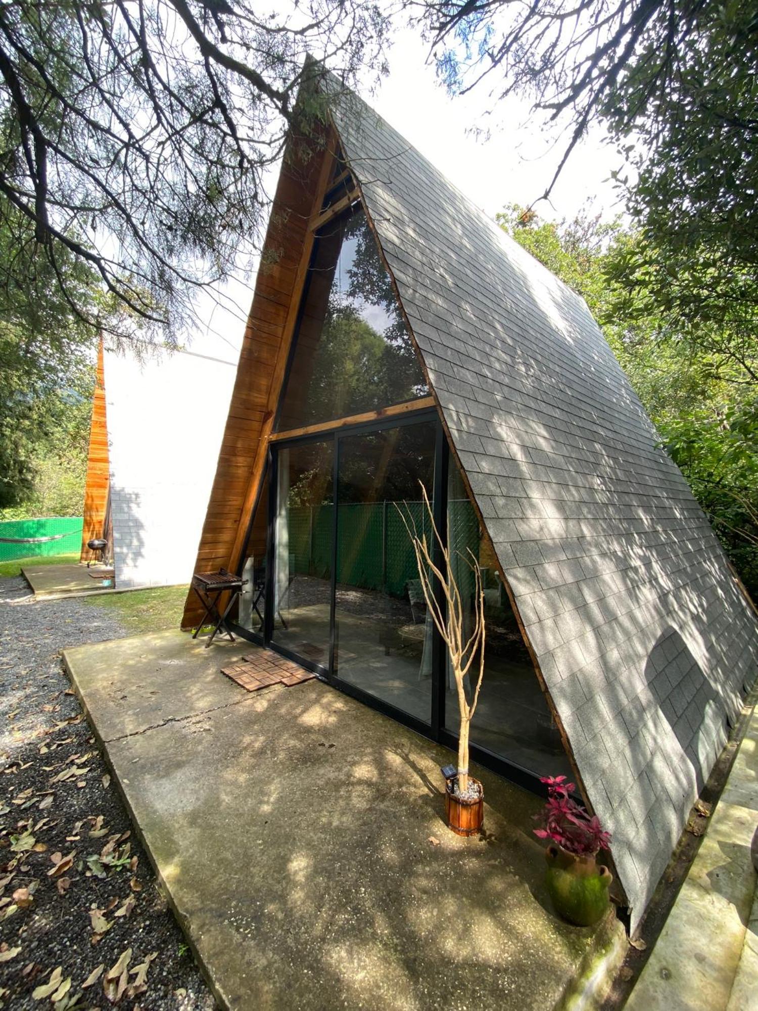 Cabanas Alpina, Romantica Y Acogedora A 10 Minutos Del Centro Tepoztlán Eksteriør billede